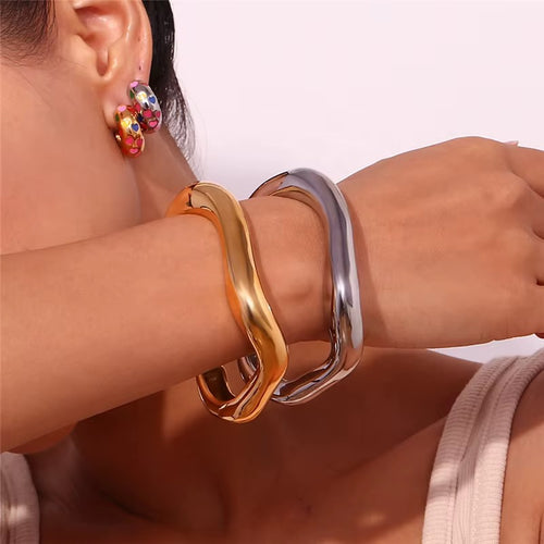 Curled Hook Cuff Bracelet
