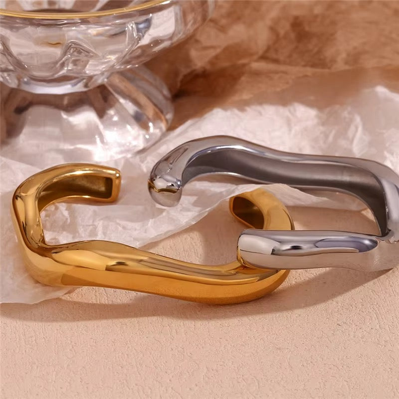Curled Hook Cuff Bracelet