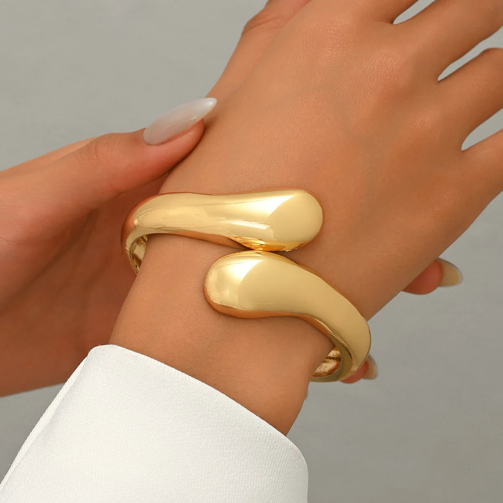 Molten Bypass Cuff